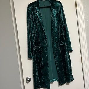 Green crushed velvet duster